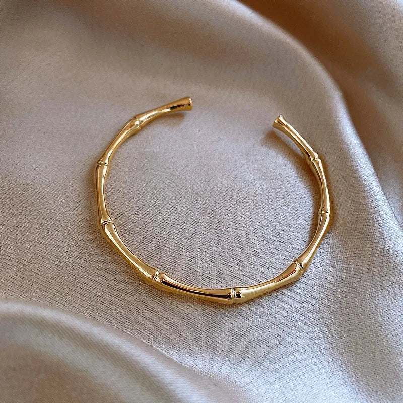 Bracelets Twist Texture Bangles - Kouttor Soliman