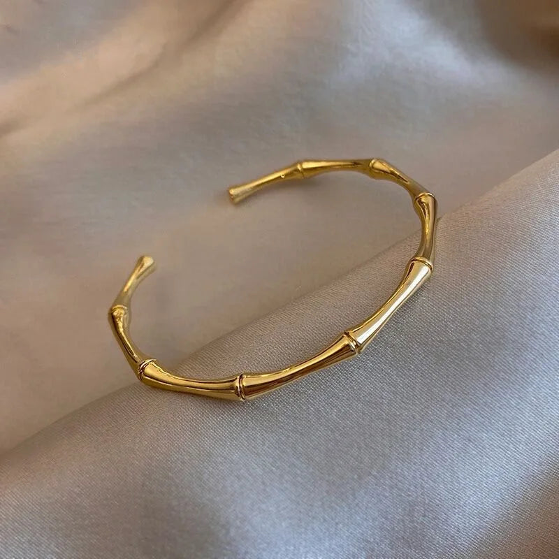 Bracelets Twist Texture Bangles - Kouttor Soliman